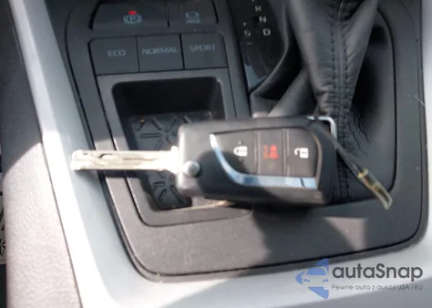 2024 Toyota Rav4 Le z USA, uszkodzony, nr VIN 2T3H1RFV1RW341942